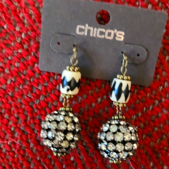 Set of Chicos Earrings and White House Black Market bracelet - Picture 1 of 6